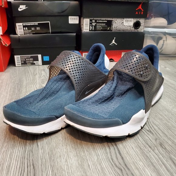Nike Sock Darts - Picture 4 of 4